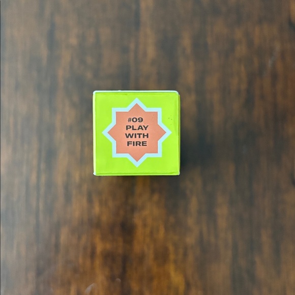 New - Youthforia Dewy Gloss Hydrating Lip Gloss - Picture 2 of 6